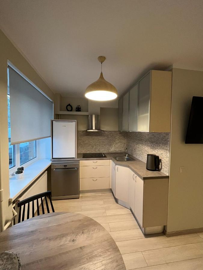 Beautiful Apartment Great Location Free Parking Рига Экстерьер фото